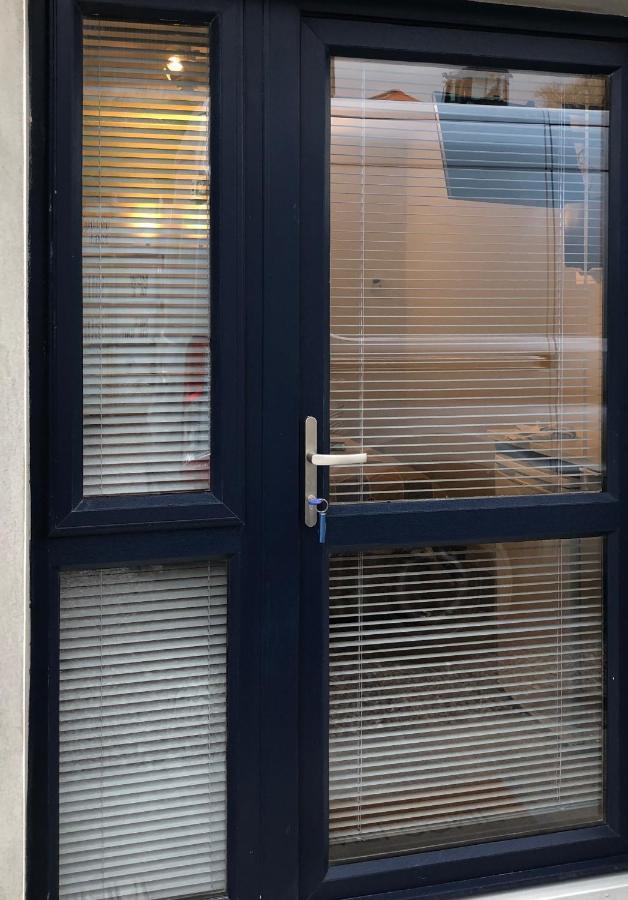 Skellig Port Accommodation - 1 Studio Bed Apartment Portmagee Exterior photo